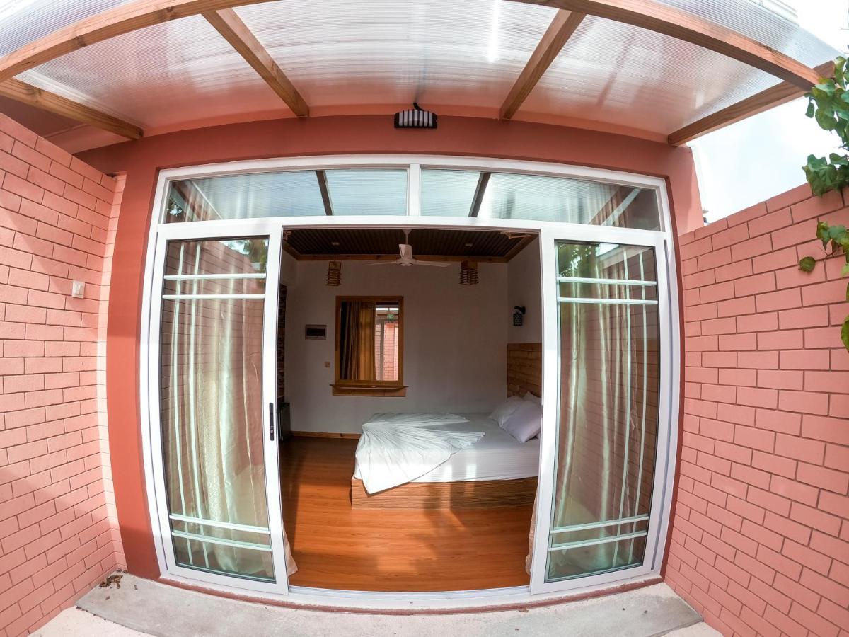 New Breeze Thoddoo Inn Zewnętrze zdjęcie