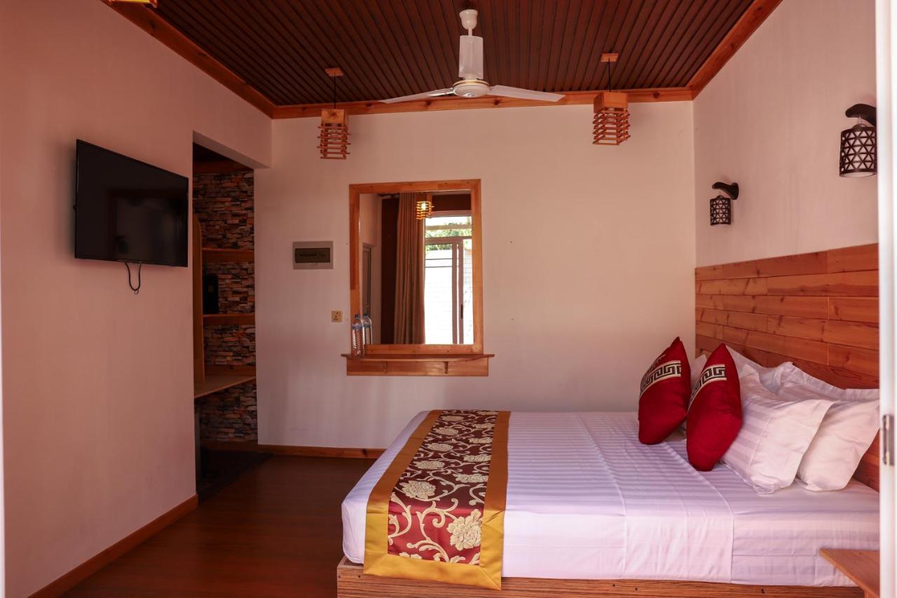 New Breeze Thoddoo Inn Zewnętrze zdjęcie