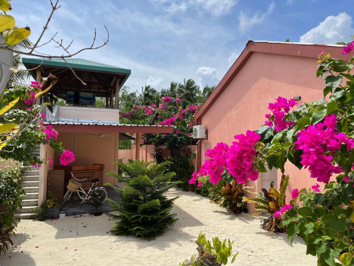 New Breeze Thoddoo Inn Zewnętrze zdjęcie